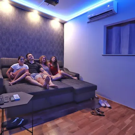 شقة Cinemapartman